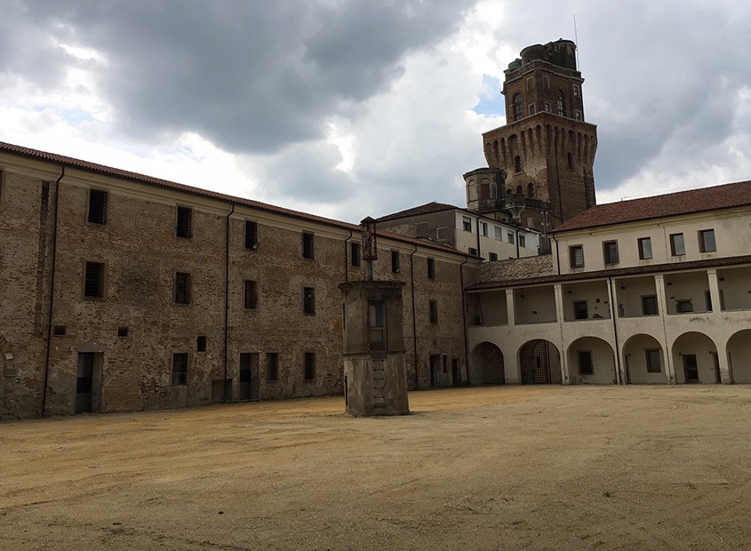 I-segreti-del-Castello-e-le-dipinte-prigioni_