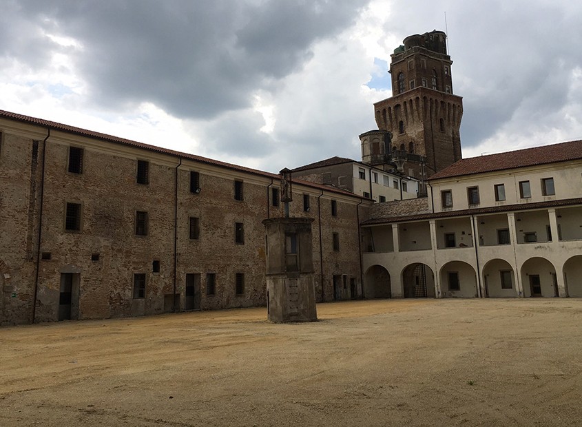 I-segreti-del-Castello-e-le-dipinte-prigioni_